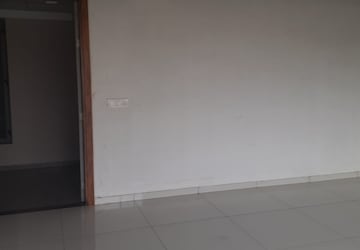 Room in  Office Space at Nehru Nagar – for Sale