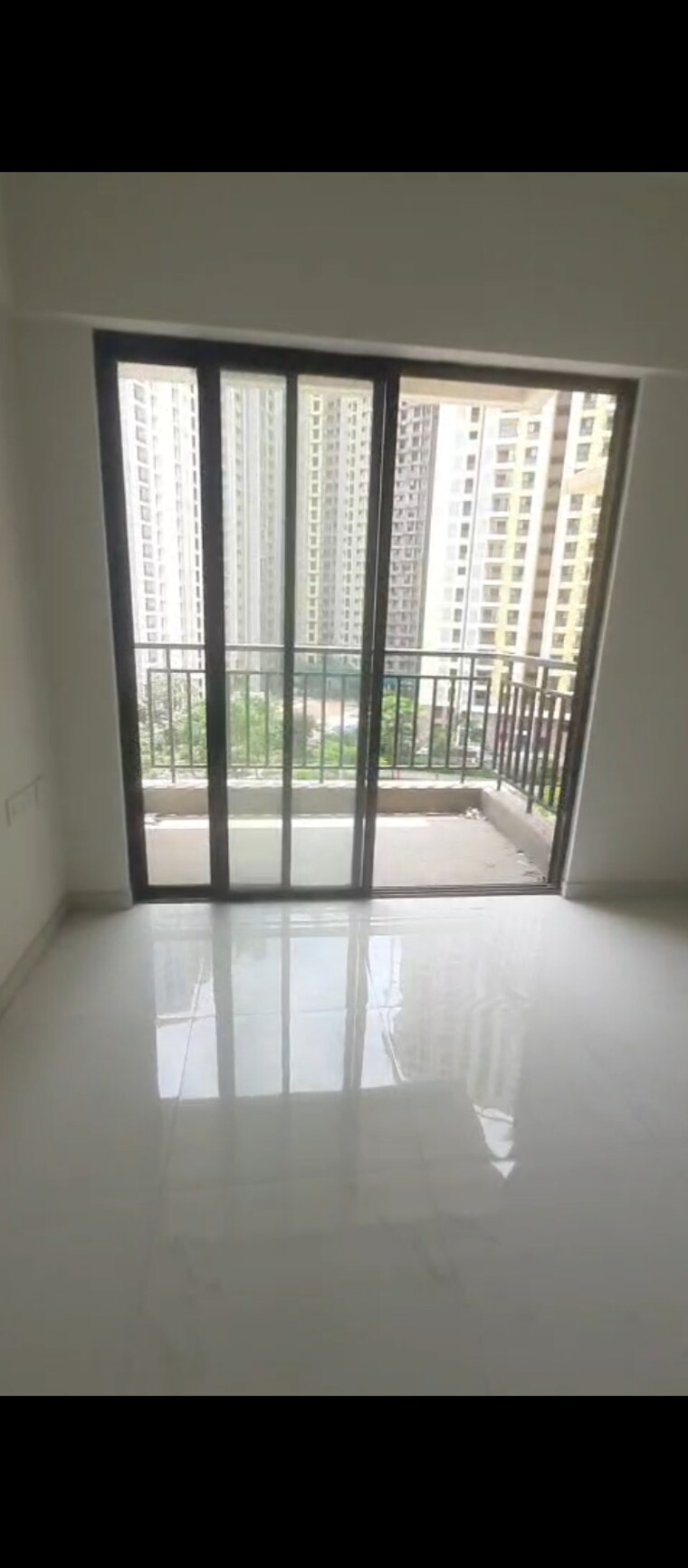 Room, runwal-gardens 1 Bedroom 355 Sq.Ft. Apartment In Dombivli East Thane 9359227