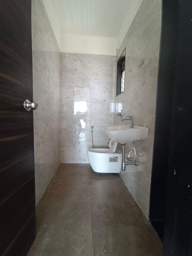 Bathroom, mahape 3 Bedroom 2400 Sq.Ft. Apartment In Mahape Navi Mumbai 9359349