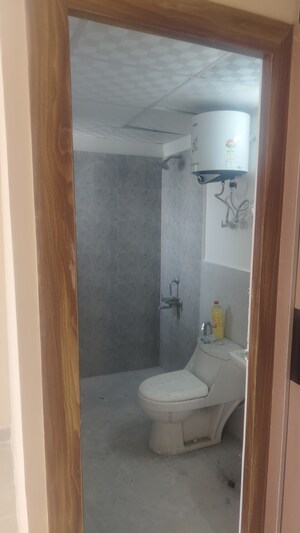 Bathroom in 2 BHK Apartment at Suncity Avenue 76, Sector 76 – for Sale