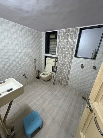 Bathroom in 1 BHK Apartment at Dombivli East – for Rent