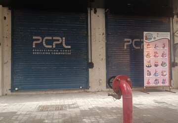 Showroom – Exterior View View at Shiv Darshan CHS Borivali West, Borivali West - for Rent