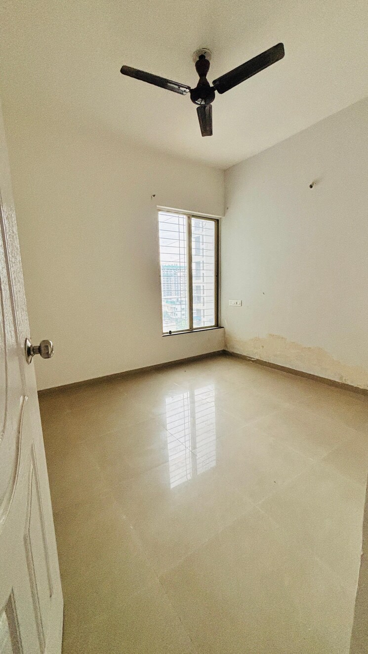 Room, windows-chs 3 Bedroom 1200 Sq.Ft. Apartment In Sus Pune 9359351