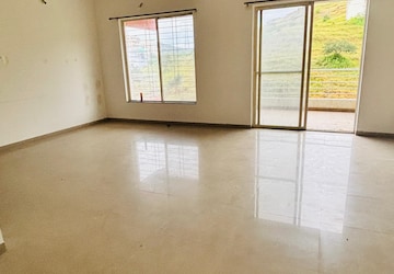 Room in 3 BHK Apartment at Windows CHS, Sus – for Rent