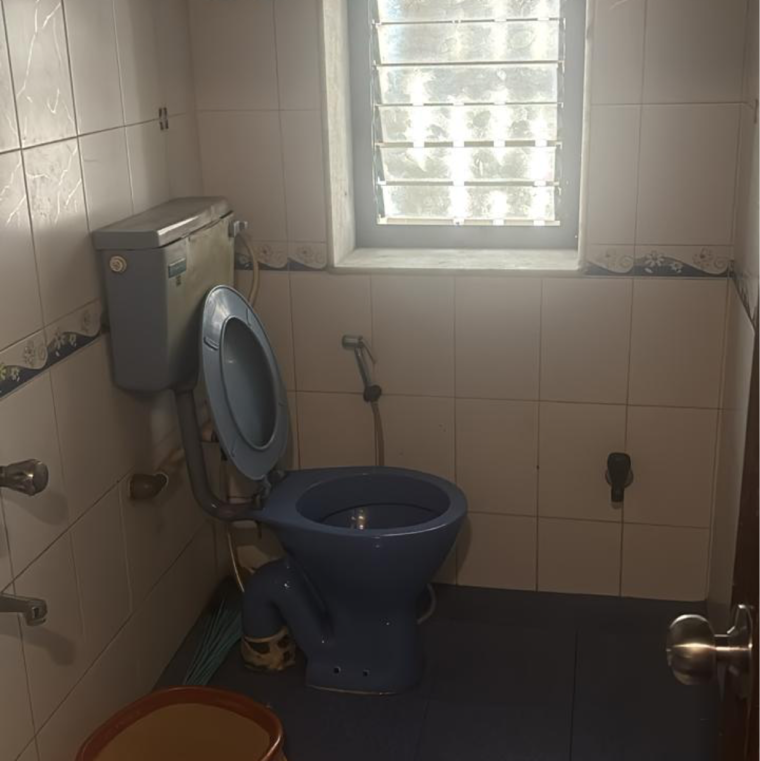 Bathroom, atlas-skywalker-chs 2 Bedroom 725 Sq.Ft. Apartment In Lokhandwala Complex Mumbai 9359370