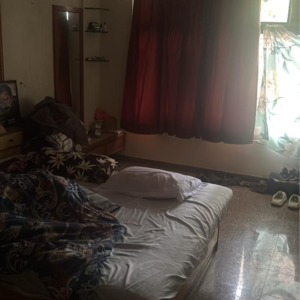 Room in 2 BHK Apartment at Atlas Skywalker CHS, Lokhandwala Complex – for Rent