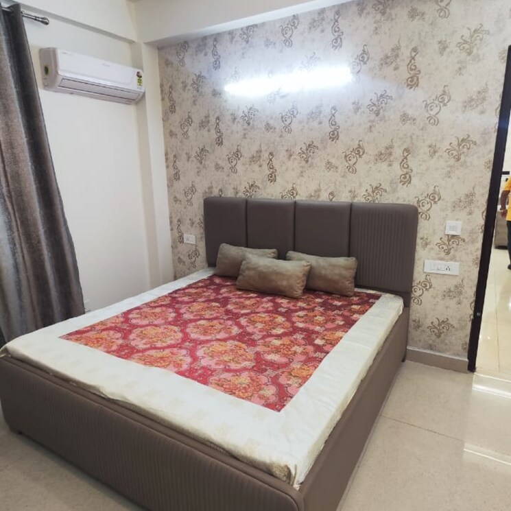 Bedroom, maya-green-lotus-saksham 3.5 Bedroom 2335 Sq.Ft. Apartment In High Ground Zirakpur 9359398