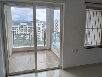 Room in 1 BHK Apartment at Paranjape Schemes Abhiruchi Parisar, Dhayari – for Rent