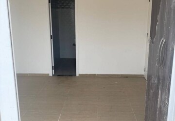 Room in 3 BHK Apartment at Sushma Valencia, International Airport Road – for Rent