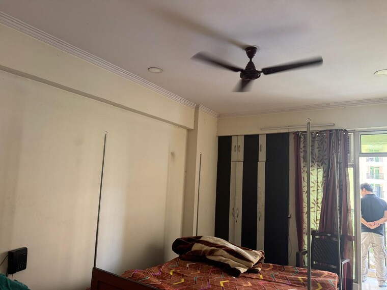 Bedroom, gaur-city-2-16th-avenue 2.5 Bedroom 1250 Sq.Ft. Apartment In Sector 16c Greater Noida Greater Noida 9359518
