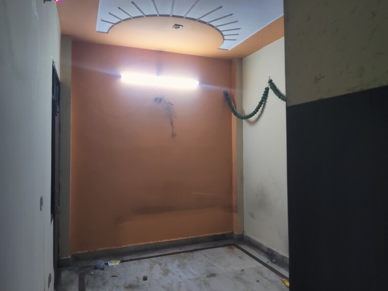 Room, vasundhara sector 1 2 Bedroom 800 Sq.Ft. Builder Floor In Vasundhara Sector 1 Ghaziabad 9359516