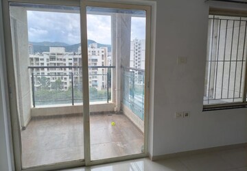 Room in 1 BHK Apartment at Paranjape Schemes Abhiruchi Parisar, Dhayari – for Rent