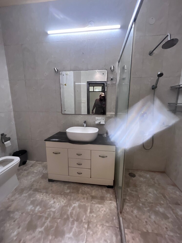 Bathroom, saket 2.5 Bedroom 1500 Sq.Ft. Apartment In Saket Delhi 9355939
