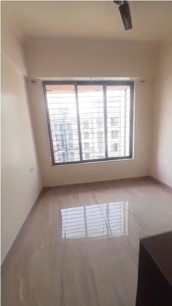 1 BHK 676 Sq.Ft. Apartment in Sindhi Society