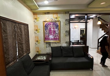 Living Room in 4 BHK Villa at Science City – for Rent