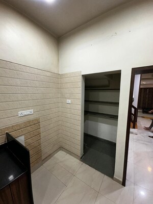  4 BHK Villa at Science City – for Rent