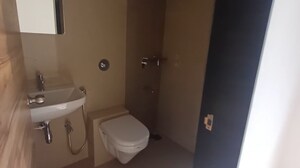 Bathroom in 4 BHK Apartment at Heritage Solitaire, Chembur – for Rent
