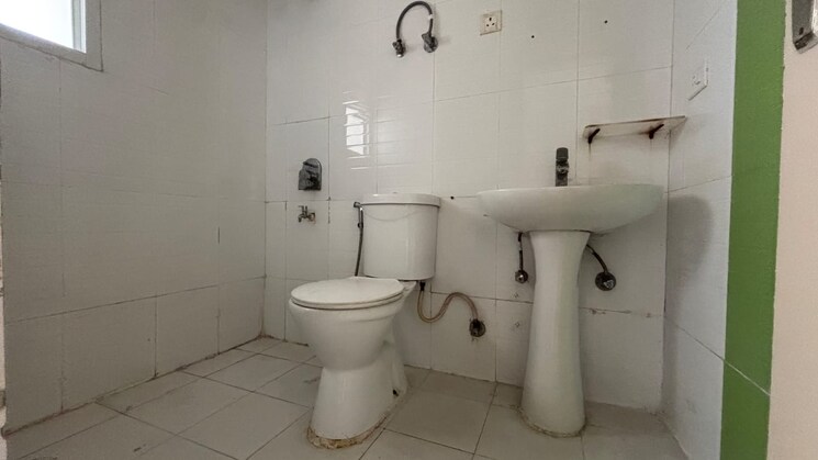 Attached Bathroom, supertech-cape-town 2 Bedroom 930 Sq.Ft. Apartment In Sector 74 Noida 9359648