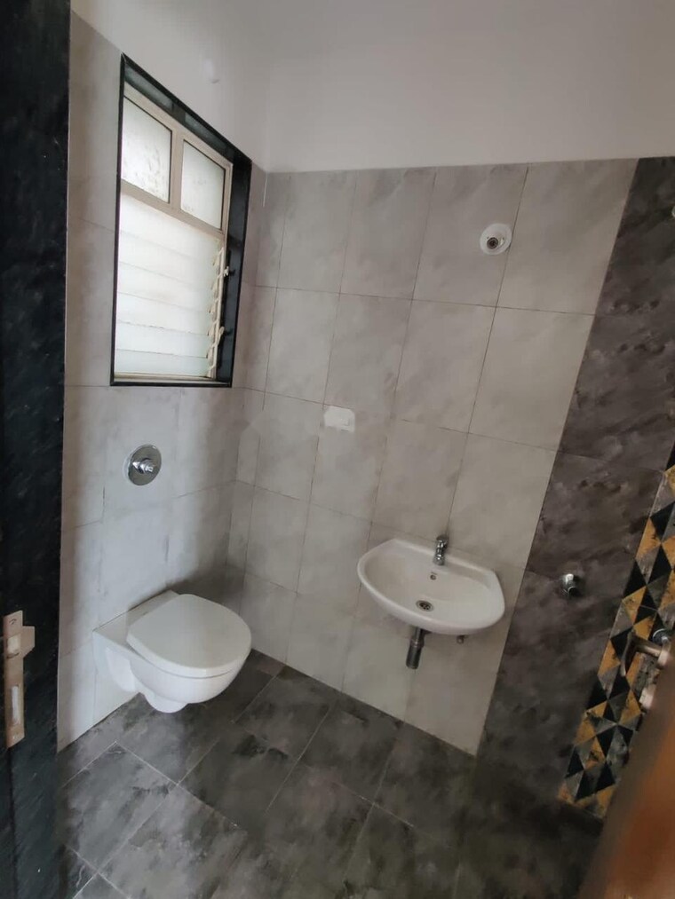 Bathroom, yashwin-sukhniwas 2 Bedroom 613 Sq.Ft. Apartment In Hinjewadi Pune 9359681