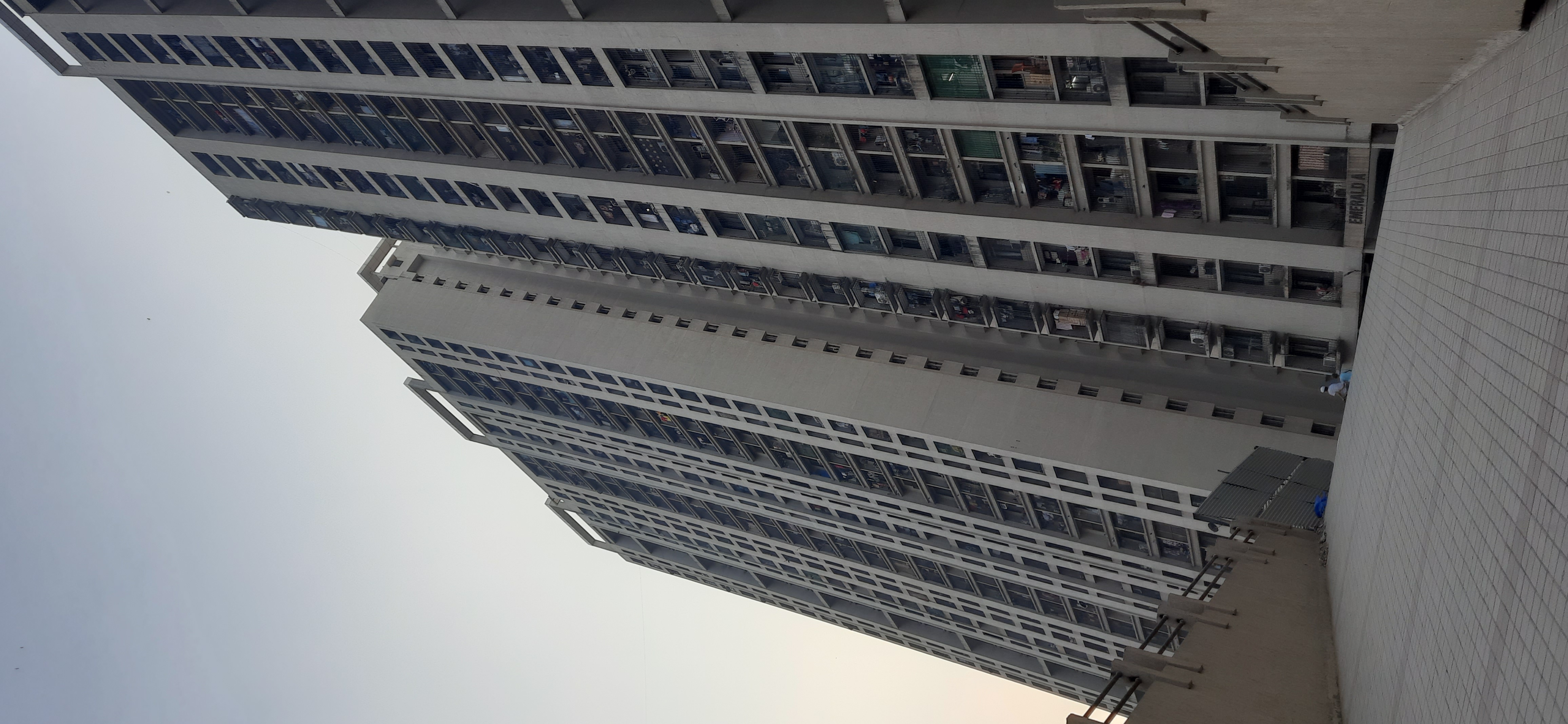 1 BHK 425 Sq.Ft. Apartment in Dosti Planet North