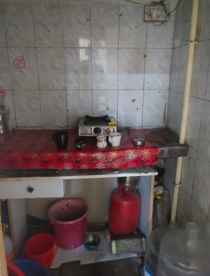 Kitchen in  Showroom at Kalkaji – for Rent