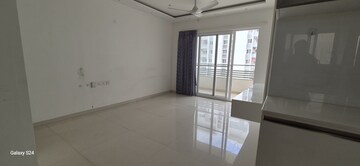 Room in 3 BHK Apartment at Rohan Akriti, Kanakapura Road – for Rent