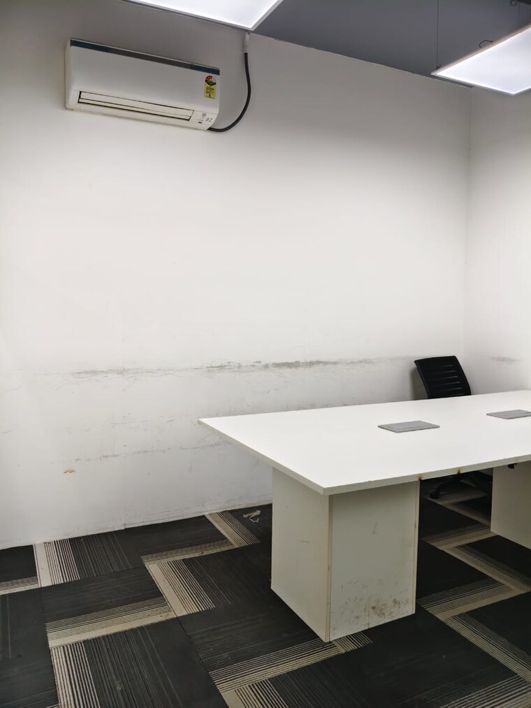 Team Area, sector 63 Commercial Office Space 1500 Sq.Ft. In Sector 63 Noida 9359768