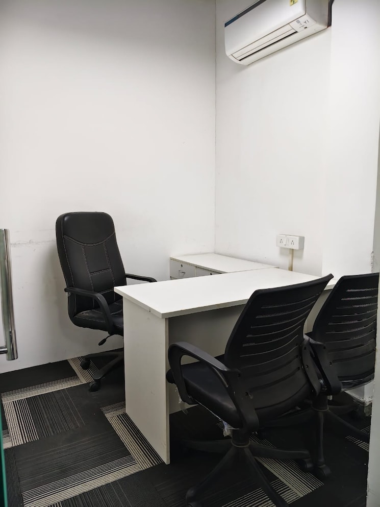 Team Area, sector 63 Commercial Office Space 1500 Sq.Ft. In Sector 63 Noida 9359768