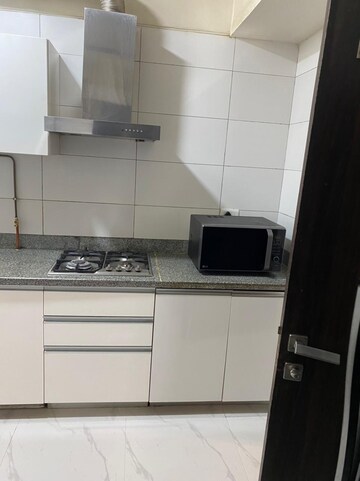 Kitchen in 4 BHK Builder Floor at Auram Floor, South City 2 – for Rent