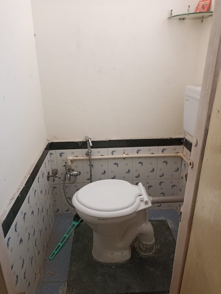 Bathroom, mhada-century-mill 1 Bedroom 240 Sq.Ft. Apartment In Lower Parel Mumbai 9360040