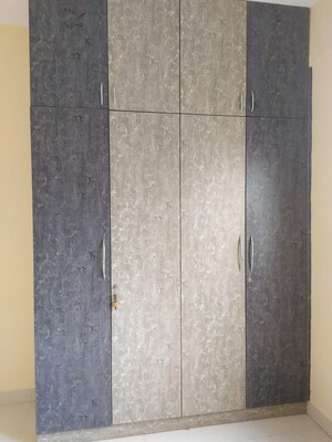 Furnished Amenities in 2 BHK Apartment at Thanisandra – for Rent