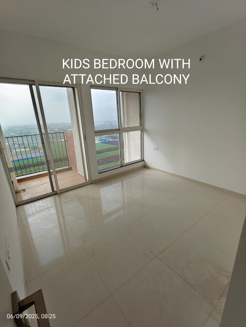 3 BHK + Extra Room Apartment For Sale in Godrej Boulevard