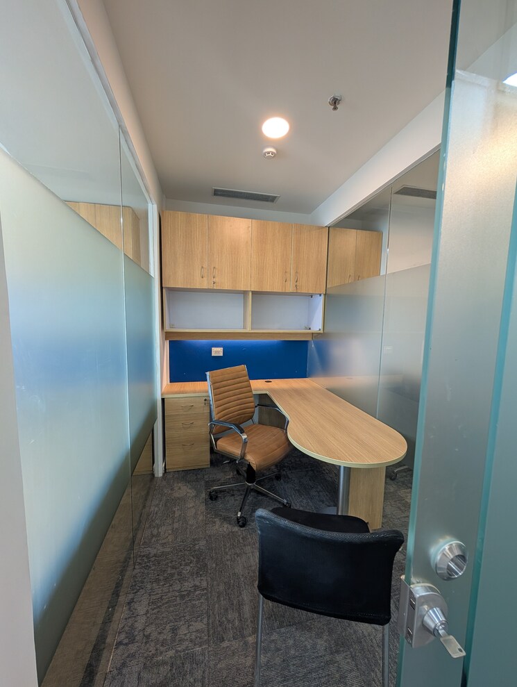 Team Area, spaze-itech-park Commercial Office Space 1980 Sq.Ft. In Sector 49 Gurgaon 9360025