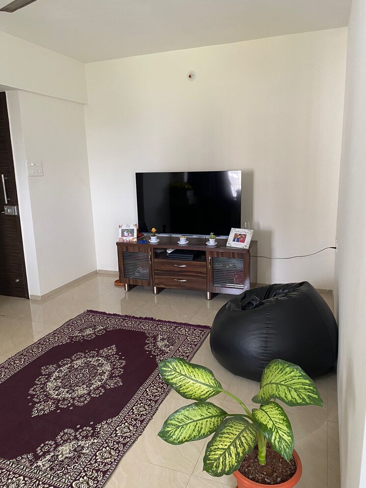 Living Room, sai-sais-leela 3 Bedroom 1200 Sq.Ft. Apartment In Rahatani Pune 9360046