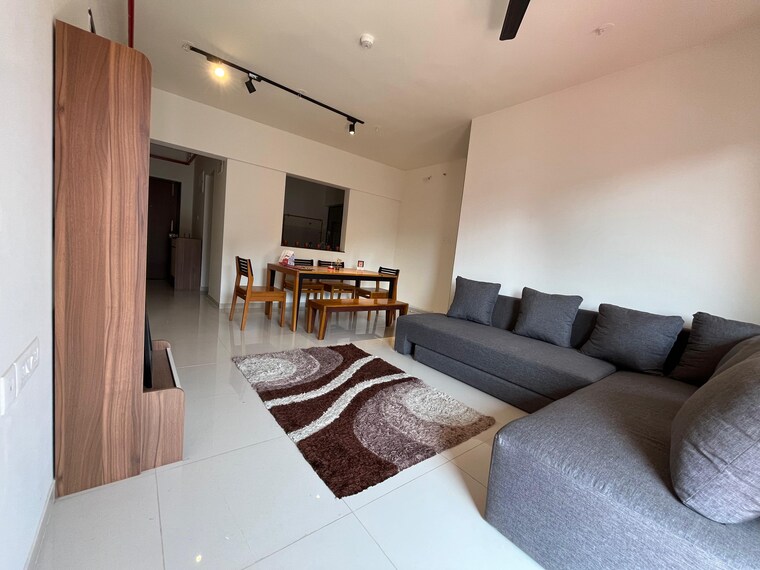 Living Room, shapoorji-pallonji-vanaha-golfland 2.5 Bedroom 950 Sq.Ft. Apartment In Bavdhan Pune 9360110