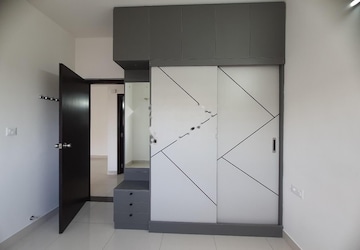 Room in 1 BHK Apartment at Godrej Nurture Electronic City, Electronic City Phase I – for Rent