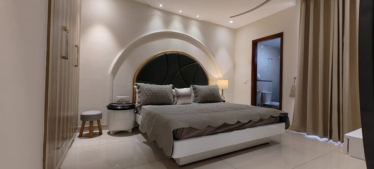 Bedroom, mrs-hi-greens 3 Bedroom 1904 Sq.Ft. Apartment In Kishanpura Zirakpur 9360077