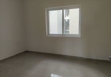 Room in 2 BHK Apartment at Mantri Serenity, Kanakapura Road – for Sale