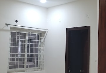 Room in 3 BHK Apartment at Pavani Laxmi Nivas, Madhapur – for Rent