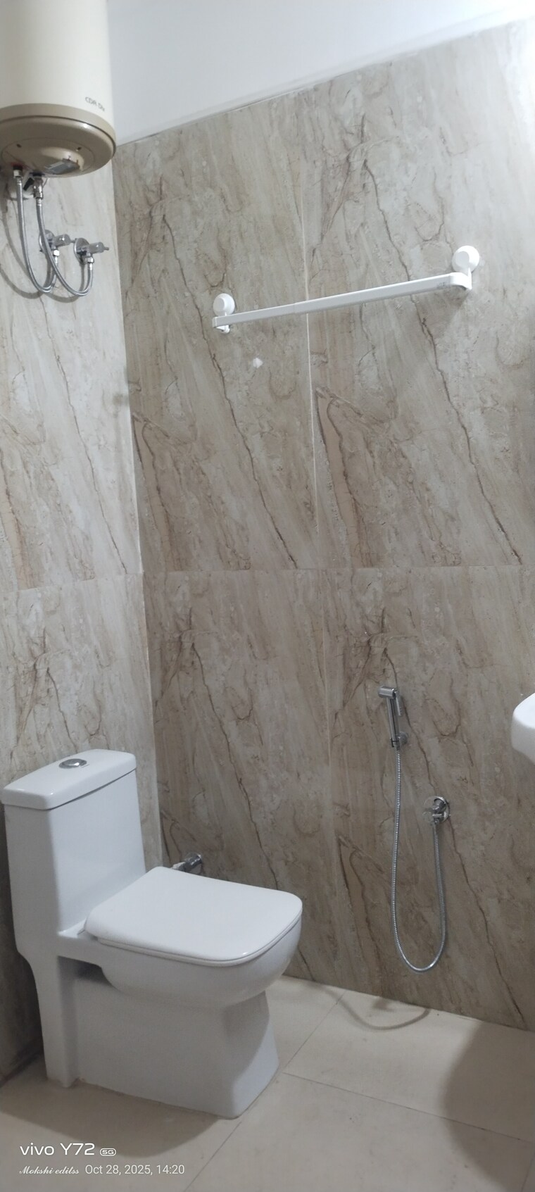 Bathroom, pavani-laxmi-nivas 3 Bedroom 1901 Sq.Ft. Apartment In Madhapur Hyderabad 9360147