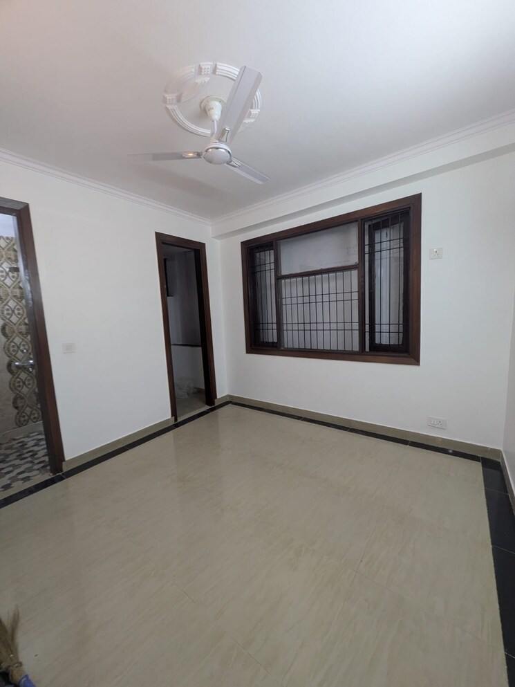Room, panchsheel vihar 2 Bedroom 750 Sq.Yd. Builder Floor In Panchsheel Vihar Delhi 9360180