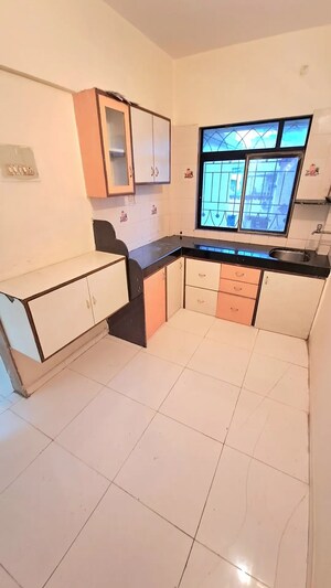 Team Area in 1 BHK Apartment at Dev Ashray Bldg, Nalasopara West – for Sale