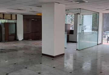 Building Lobby in  Showroom at Central Plaza Santacruz East, Santacruz East – for Rent