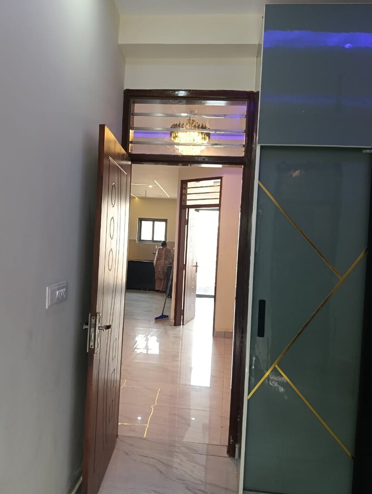 Room, ambala highway 3 Bedroom 1200 Sq.Ft. Apartment In Ambala Highway Zirakpur 9360288
