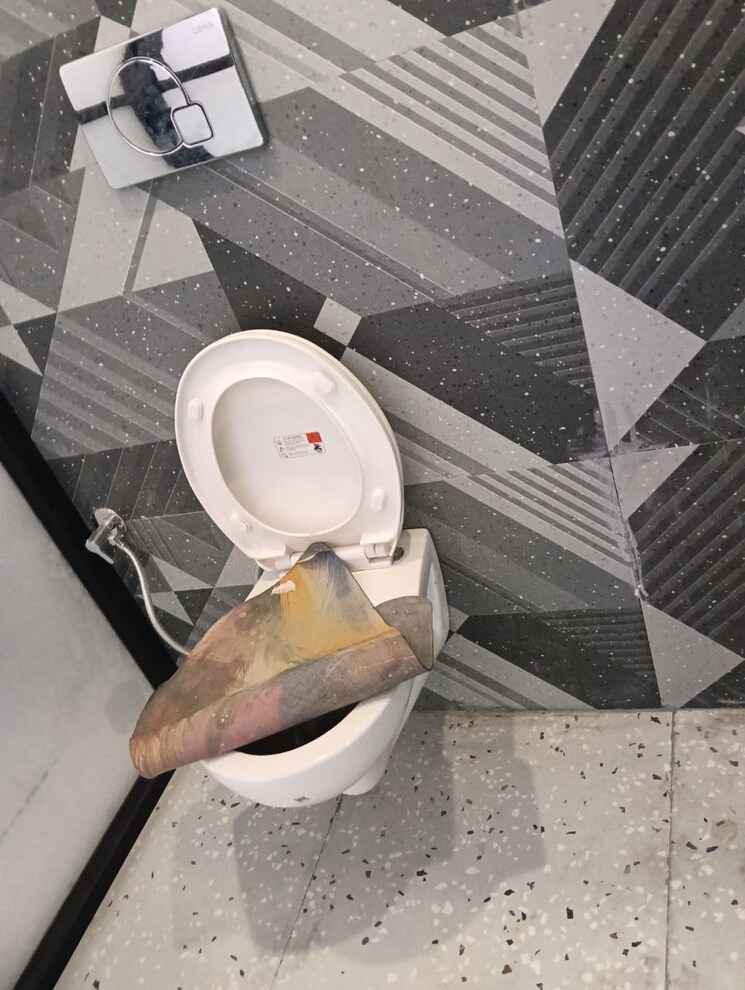 Bathroom, ambala highway 3 Bedroom 1200 Sq.Ft. Apartment In Ambala Highway Zirakpur 9360288