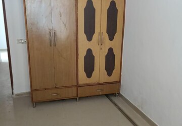 Room in 2 BHK Apartment at Penta Homes, Vip Road – for Rent