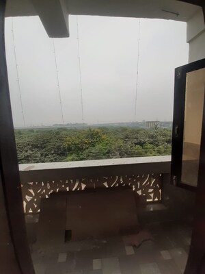 Balcony in 2 BHK Builder Floor at Vasundhara Sector 1 – for Sale