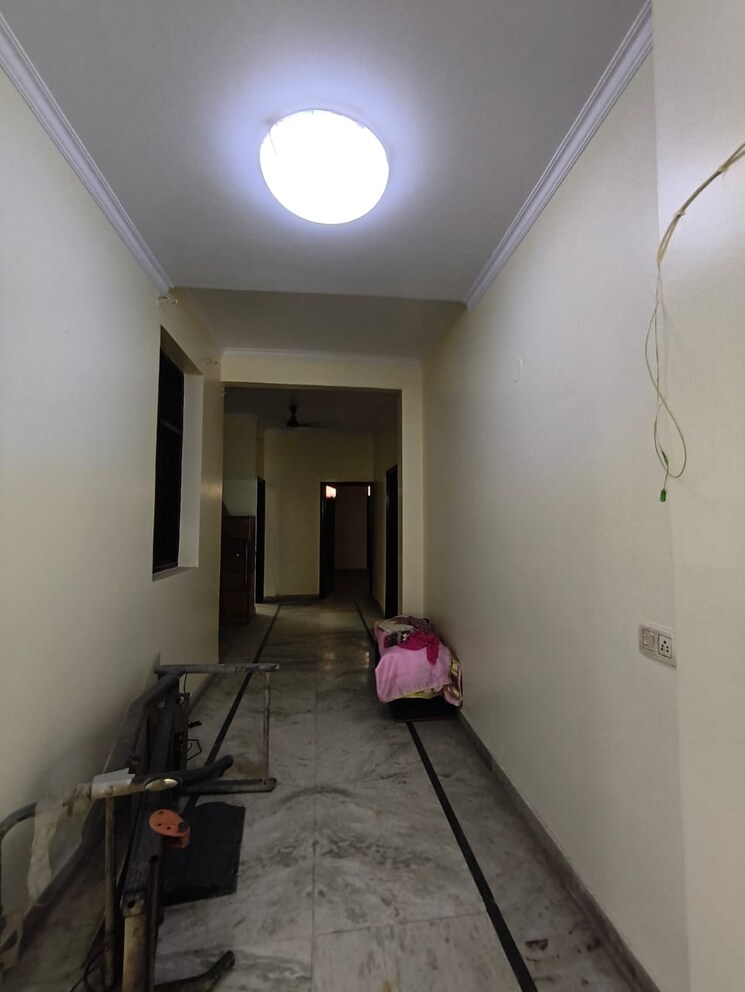 undefined, sainik colony 4 Bedroom 2115 Sq.Ft. Builder Floor In Sainik Colony Faridabad 9360394