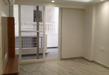 Room in 4 BHK Builder Floor at Ansal Sushant Lok I, Sector 43 – for Sale