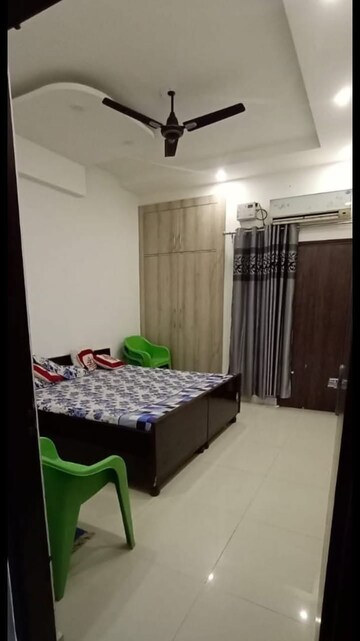 2 BHK Apartment For Rent in Lohgarh